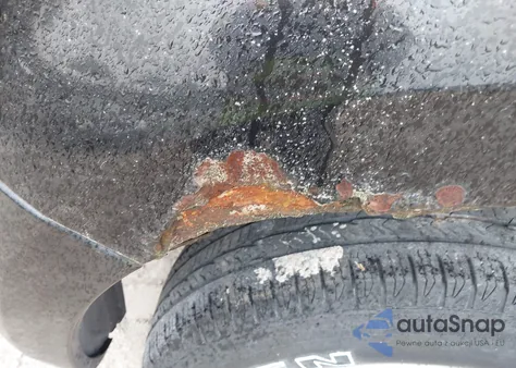 2011 Ford Escape Xlt from USA, damaged, VIN 1FMCU9DG9BKA05214